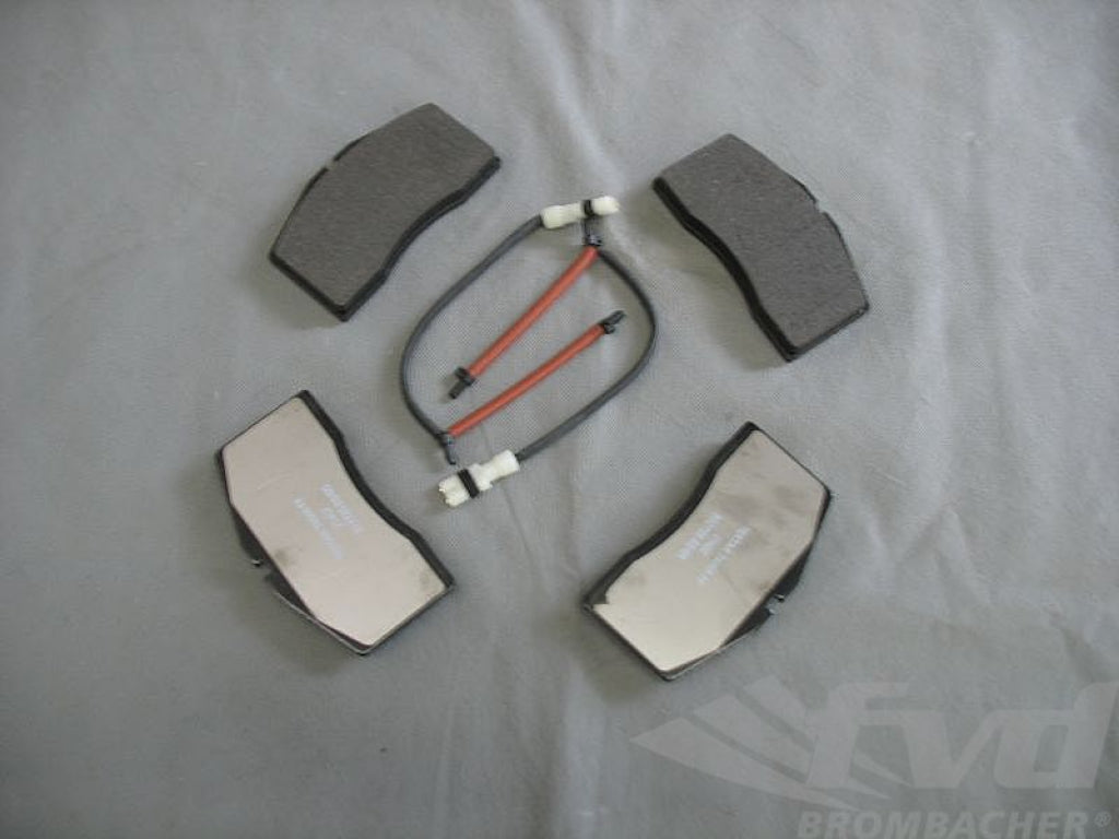 Brake service kit front ( no Discs!) 928 92-95