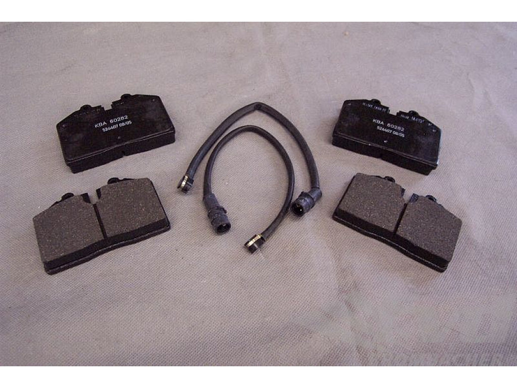 Brake Service Kit 930 3.3 L Turbo 1981-89 - Front