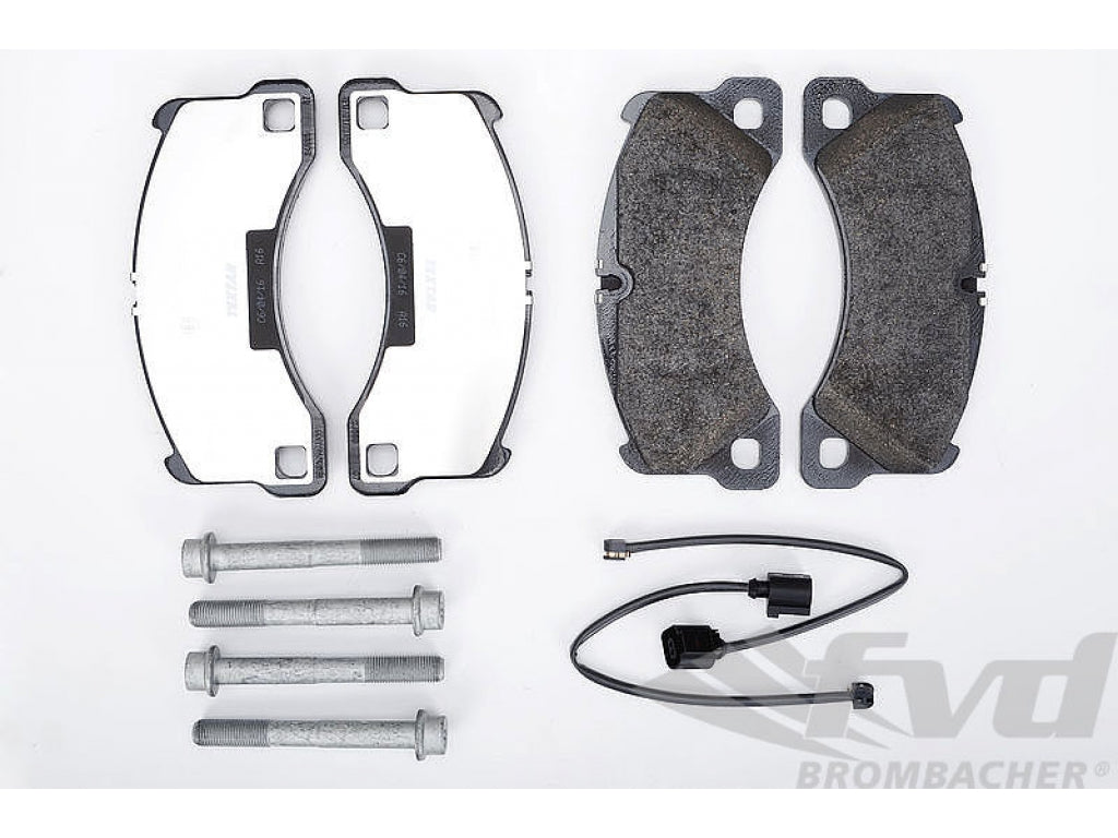 Brake service kit front ( no Discs!) 970 S