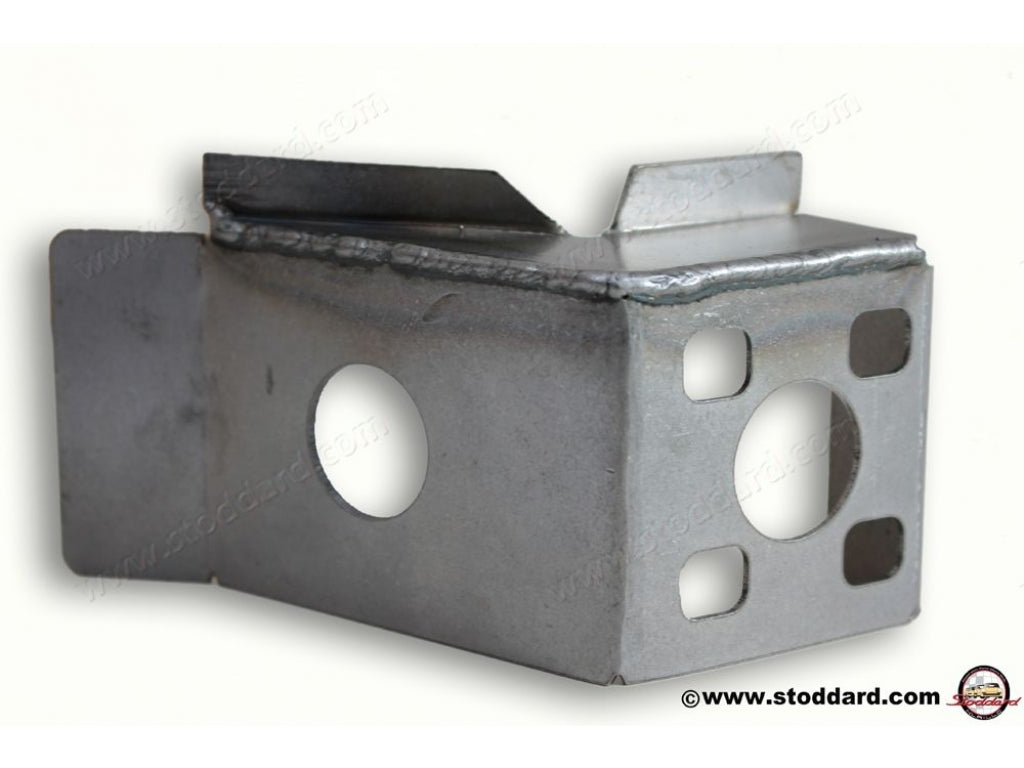 Door Hinge Bracket, Left for 356 Replaces 35649711