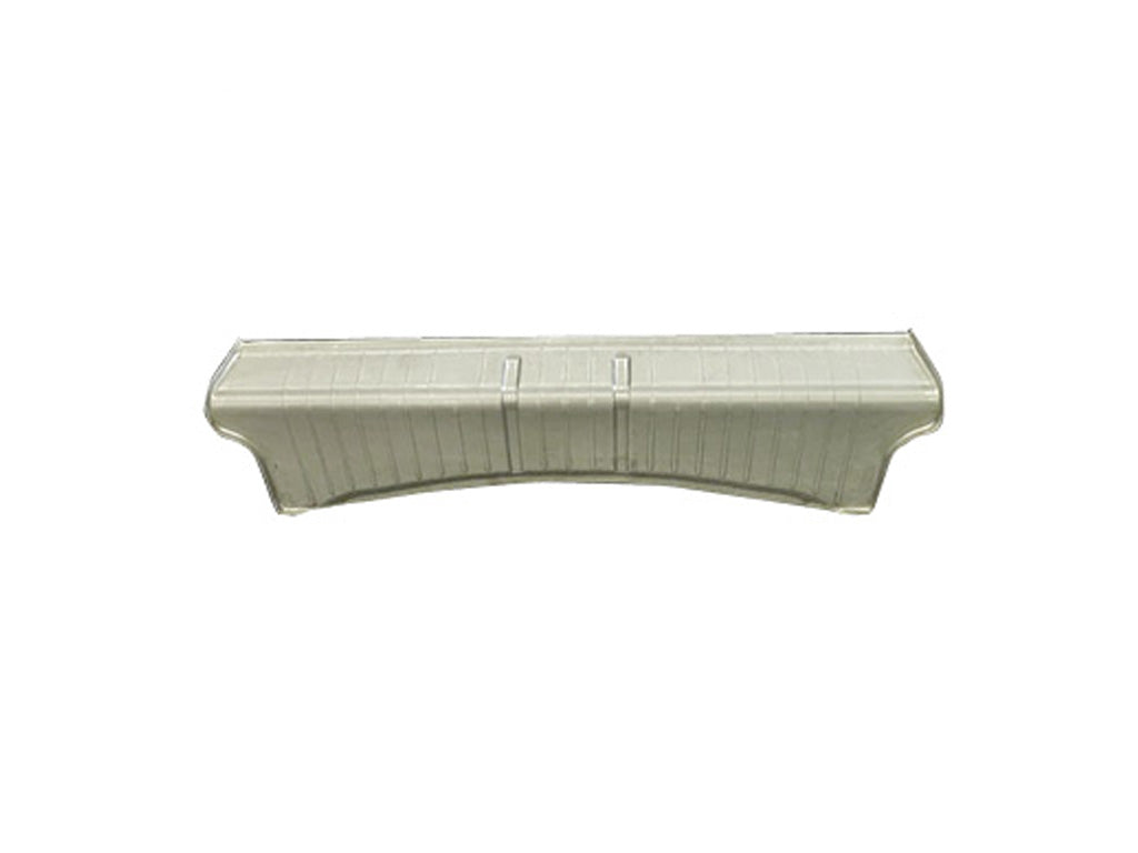 seat back/rear bulkhead