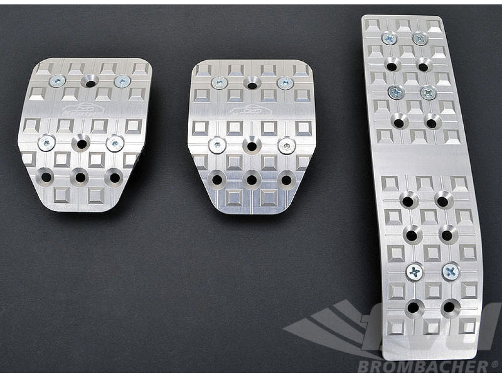 Pedal Set 955 / 957 Cayenne Manual - Aluminum - Flat Top Cleat - With FVD Logo - TUV Appro