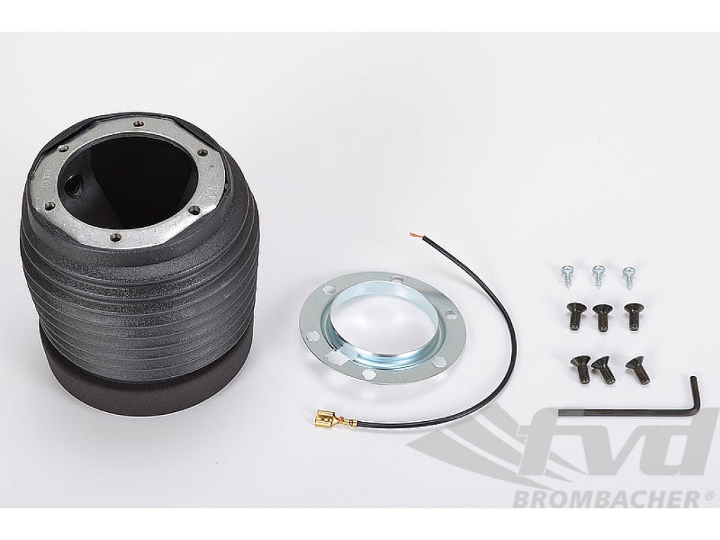 Steering Wheel Hub 911 / 930 1974-89 - MOMO - 93 mm