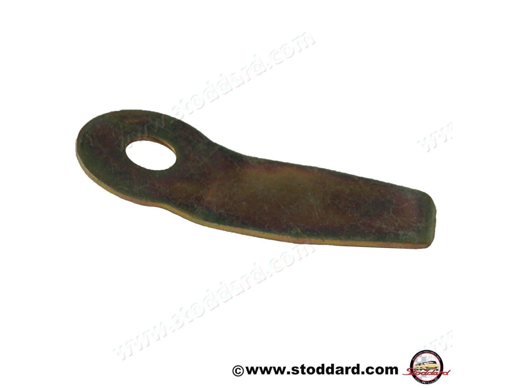 Flat spring plate for clutch release.