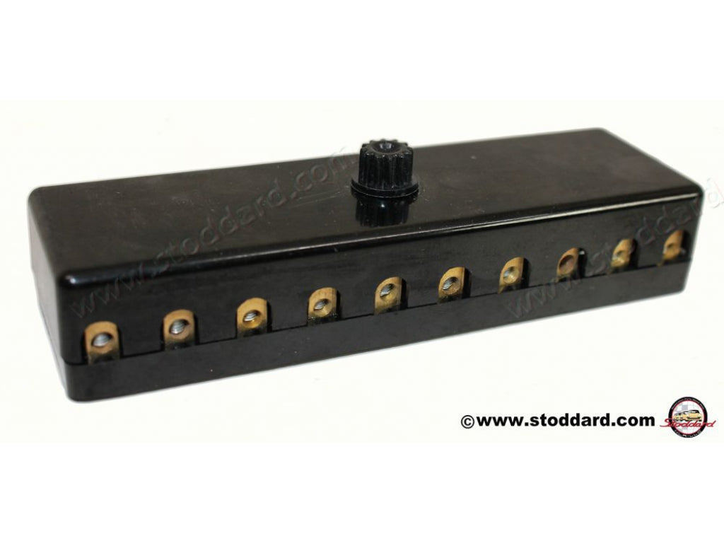 Fuse Box, 10 Position With Lid