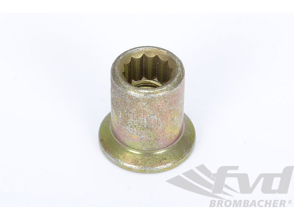 Cylinder Head Nut 964 / 993