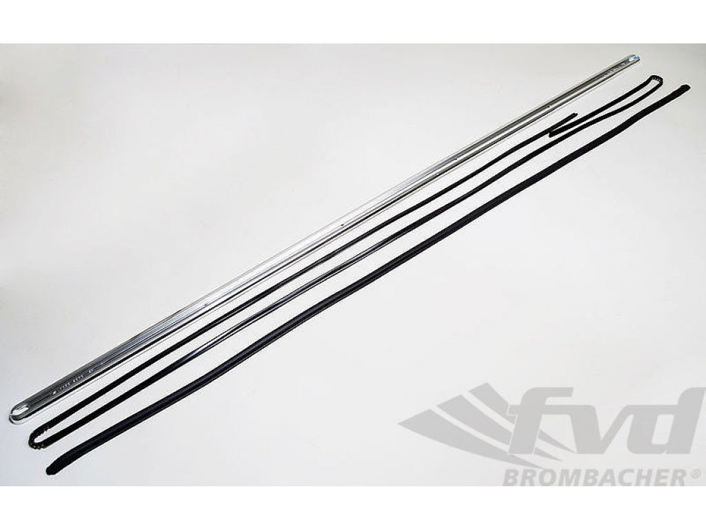 Rocker Panel Moulding / Trim 911 1966-73 - with Gasket and Rubber Piping