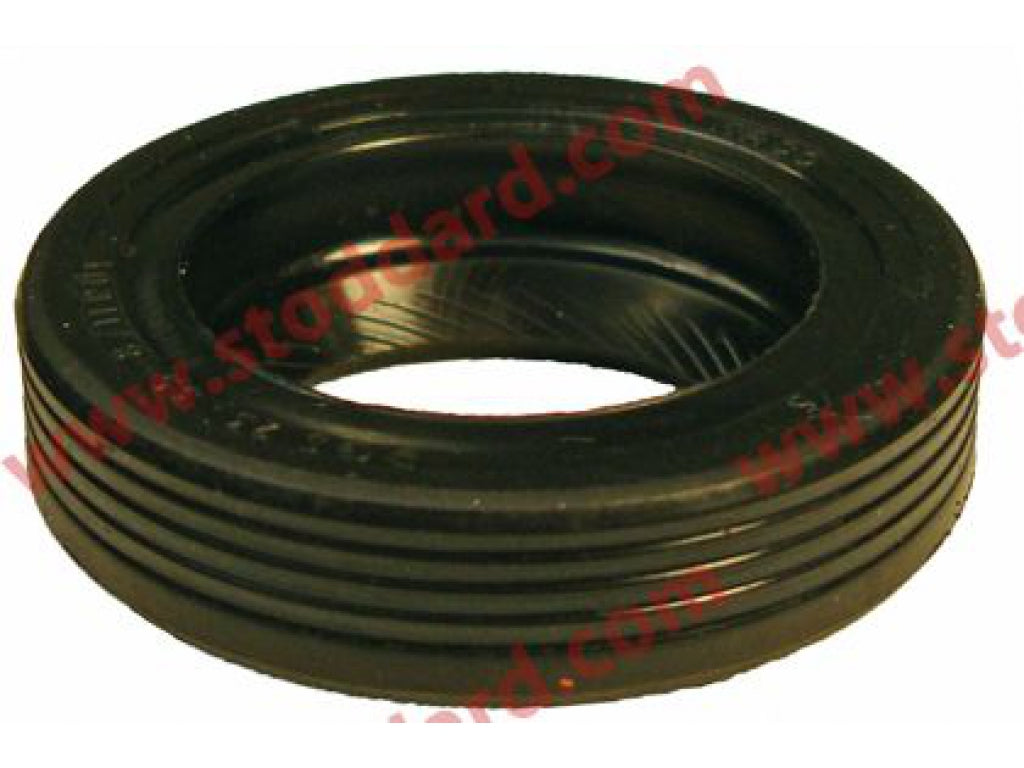 Mainshaft Seal for 915 Transmission.