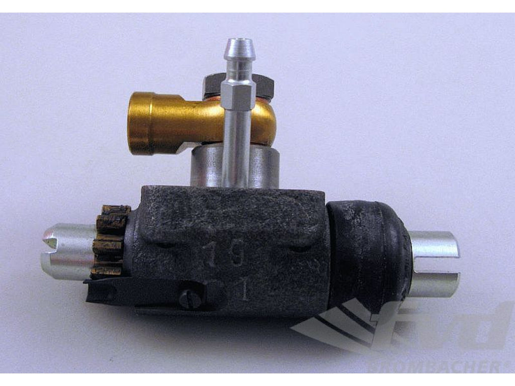 Wheel brake cylinder 356 front upper and down right