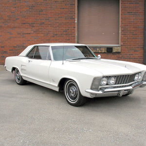 Buick Riviera - Thumbnail 1