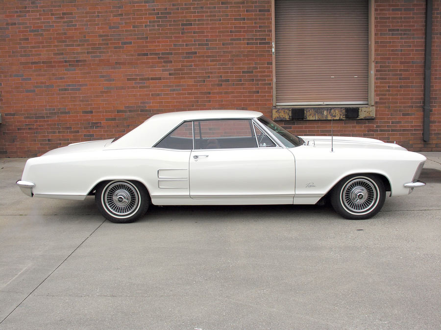 Buick Riviera - Image 2