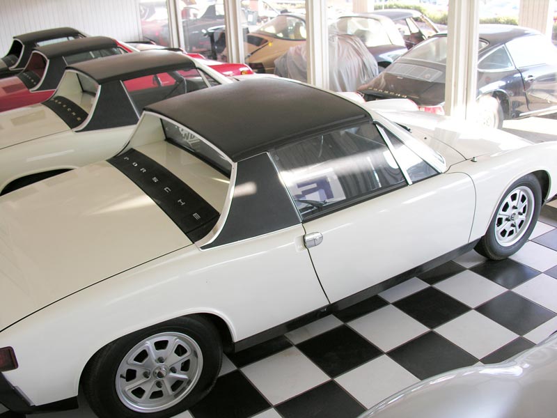 White 914 - Image 2