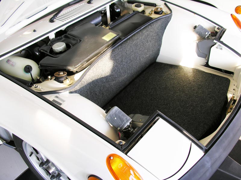 White 914 - Image 3
