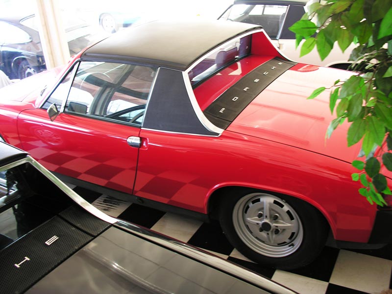 Red 914 - Image 3