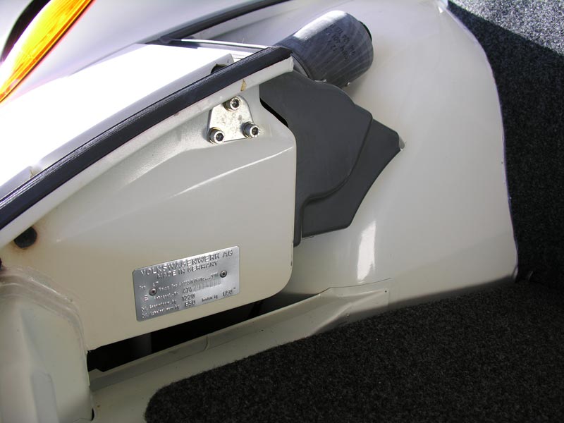 White 914 - Image 5
