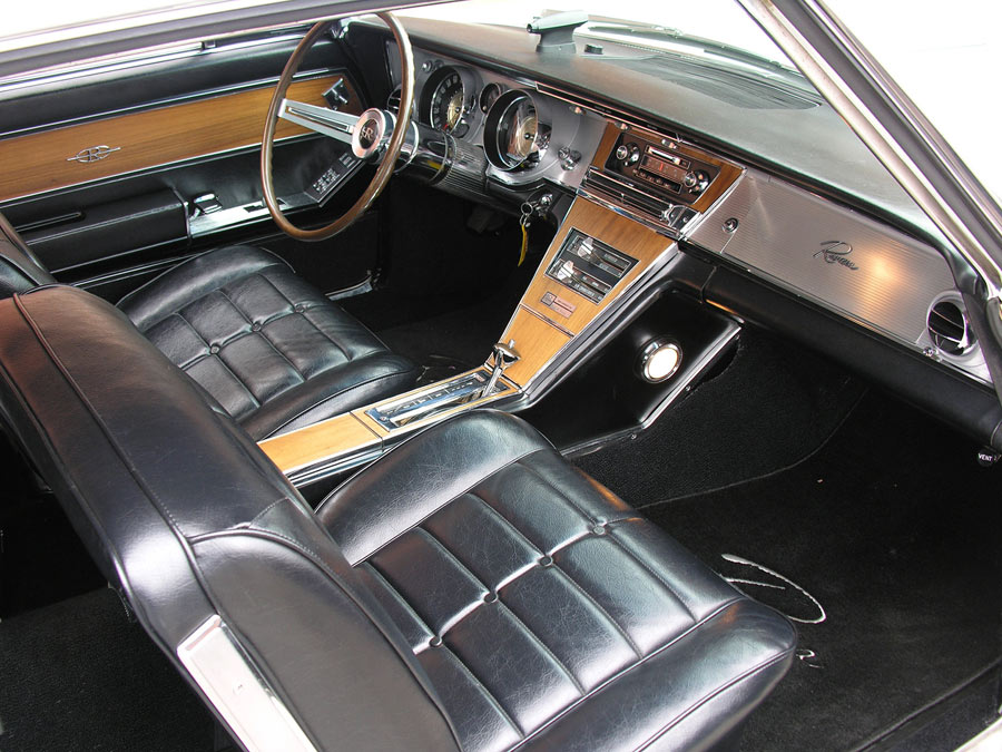 Buick Riviera - Image 12