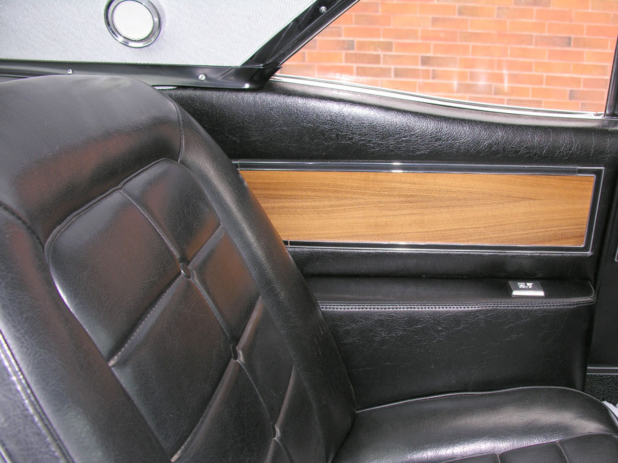 Buick Riviera - Image 16