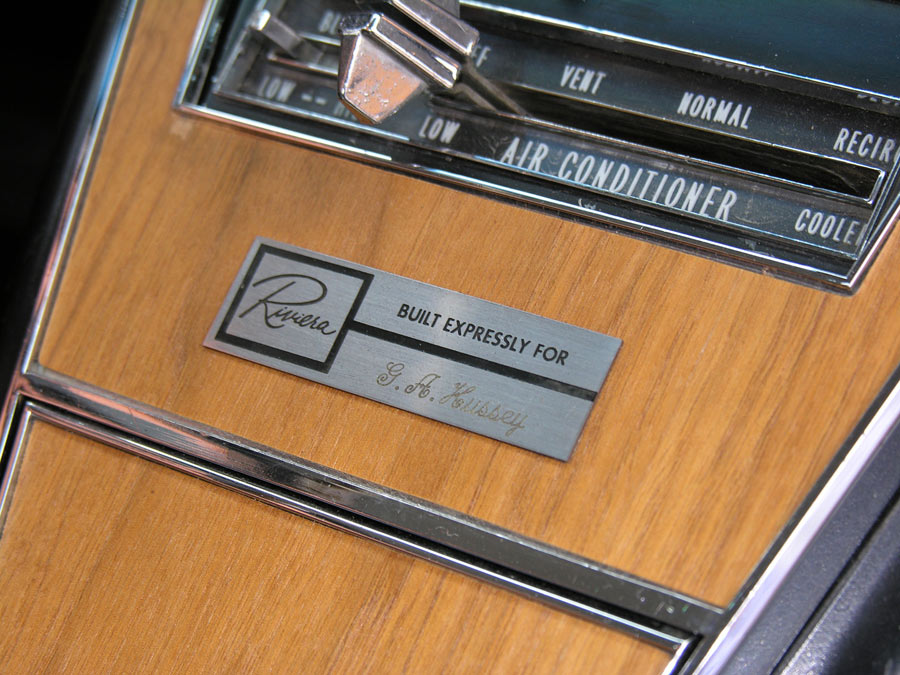 Buick Riviera - Image 18