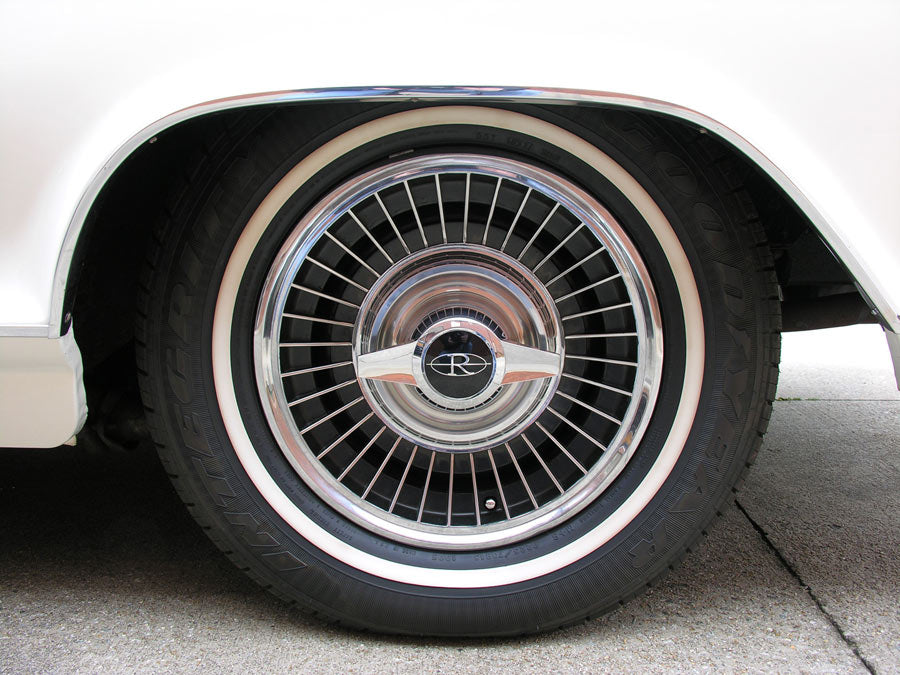 Buick Riviera - Image 25